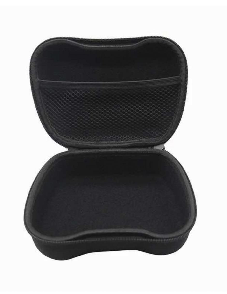Estuche para consola Nintendo Switch 3