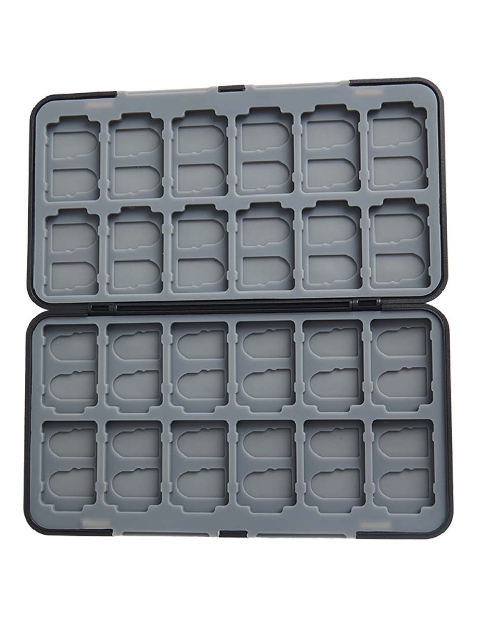 Estuche tipo cartera a presión y tapa para consola 6
